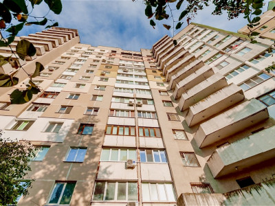 Apartament cu 4 camere + living, Râșcani, bd. Moscovei!