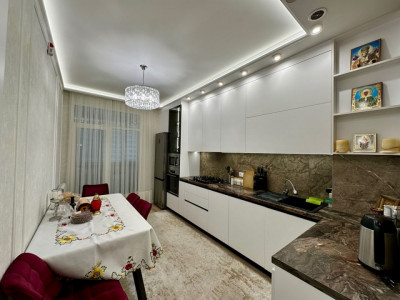 Apartament cu 3 camere+living, 95 mp, Buiucani, Ion Buzdugan.