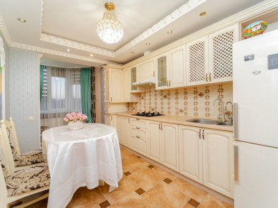 Apartament cu 3 camere, bloc nou, 86 mp, Botanica, parcul Cuza Vodă!