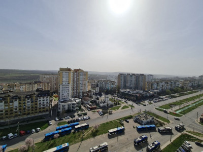 Apartament cu 3 camere+living, 90 mp, Ciocana, bd. Mircea cel Batrin, ExFactor!