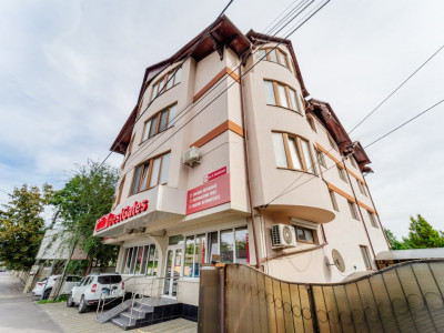 Buiucani, str. Gavriil Musicescu, apartament cu 2 camere+living, 108 mp.