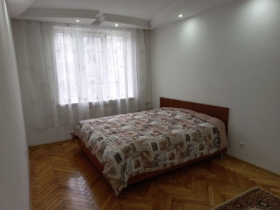 Apartament cu 2 camere, 44 m², Telecentru, Lech Kaczynski, Chișinău.