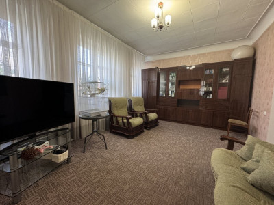 Продается 3-комнатная квартира, 74 кв.м, ул. Думитру Рышкану.