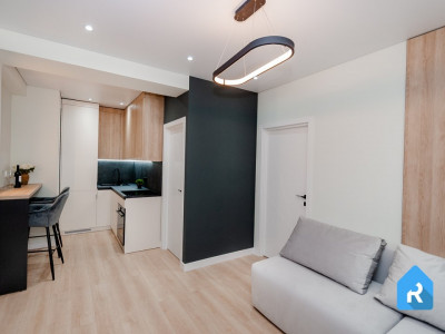 Penthouse cu 2 camere+ living, Botanica, Cuza Vodă. 