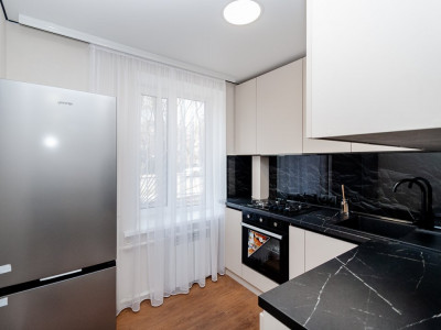 Apartament cu 2 camere+living, seria 102, Rîșcani, lângă parc! 