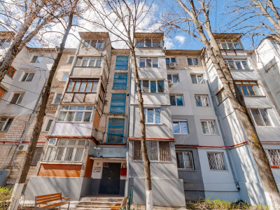 Apartament cu 1 cameră de vânzare în Telecentru – str. Miorița 5/2.