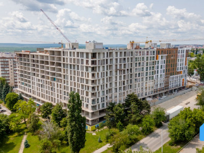 Spațiu comercial de vânzare – 206 m², prima linie, complexul Solaris.