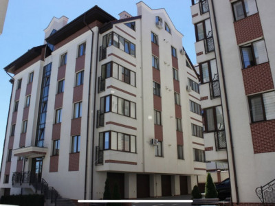 Spre chirie apartament cu 2 camere + living, str. N. Dimo, Durlești.