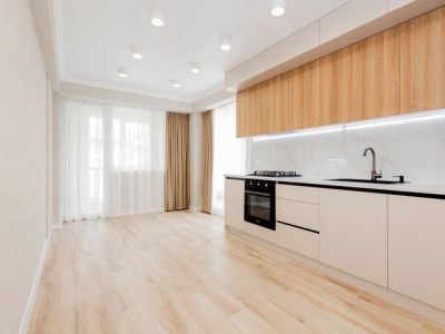 Квартира на продажу — 3 комнаты + гостиная, новый дом от SkyHouse, Ботаника.
