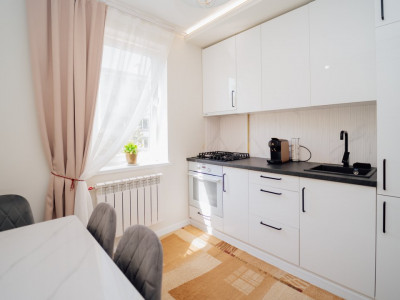 Продается 2-комнатная квартира, серия 143, Чеканы, ул. Милеску Спэтару.