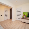 Apartament cu 2 camere + living și terasă, de vânzare în Centru, str. Albișoara. thumb 17