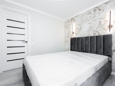 Apartament cu 1 cameră + living, Centru – Colina Pușkin 