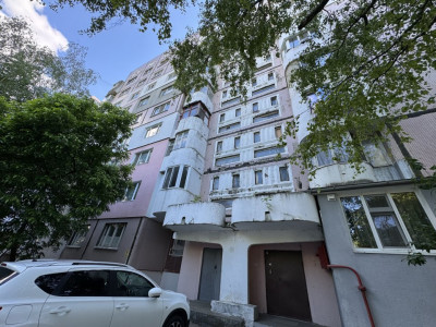 Apartament cu 2 camere, Seria 143, Botanica 