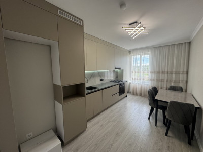 Apartament cu 2 camere + living , Buiucani