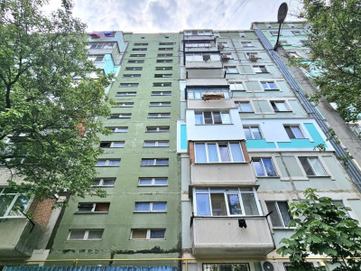 Чеканы, ул. Милеску Спэтару, 3-комнатная квартира, серия 135.