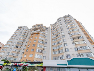Коммерческое помещение в аренду, 360 кв.м – Буюканы, ул. Алба Юлия 113.