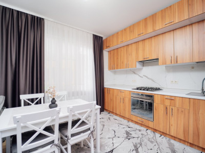 Apartament cu 2 camere și living de vânzare, str. Ion Buzdugan, sect. Buiucani.