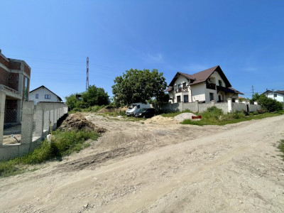 De vânzare teren pentru construcție în Durlești – 6 ari.