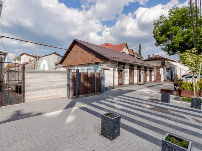 Apartament la sol în centrul orașului, str. Alexei Sciusev.