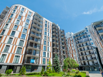 Vînzare apartament 1 cameră +living, cu reparație, Toro Center.
