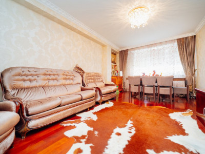Apartament cu 3 camere cu reparație în complexul Glorinal Natalia Gheorghiu