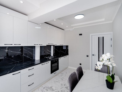 Apartament de vanzare cu 2 camere - Buiucani, Alba Iulia, prima linie.