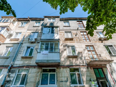 2-комнатная квартира + подвал, с ремонтом, мебелью и техникой.
