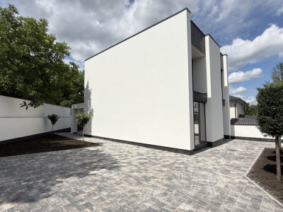 Casa Durlesti 5 min de Valea Morilor