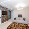 De vânzare apartament în centru cu 3 camere și living. thumb 4