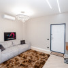 De vânzare apartament în centru cu 3 camere și living. thumb 5