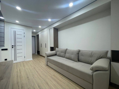 Продается 1 комнатная квартира с ливингом, серия 102, Ботаника, Куза Водэ.