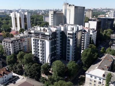 Milanin, Serghei Lazo, apartament cu 2 camere +living, 99 mp.