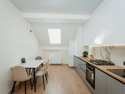 Spre vânzare apartament cu 2 camere și living Ialoveni Str. Alexandru cel bun 