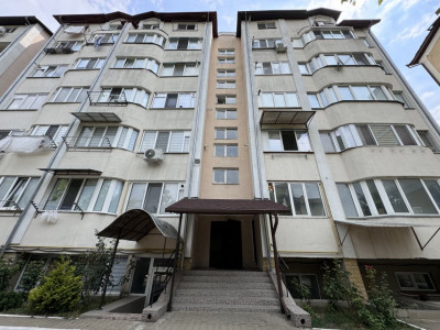 2-комнатная квартира в новостройке, Яловень, Александру чел Бун.