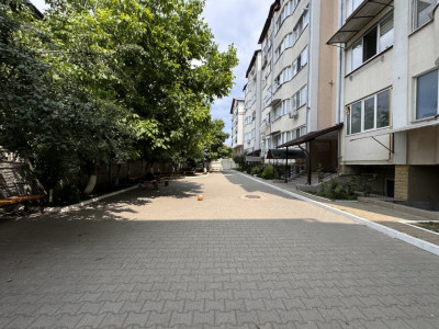 Apartament cu 2 camere în bloc nou, Ialoveni, Alexandru cel Bun.
