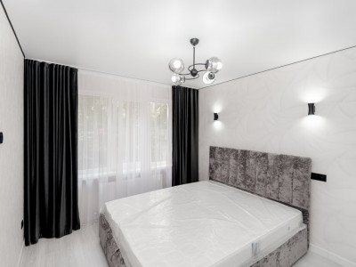 Râșcani, Matei Basarab, zonă de parc, apartament cu 2 camere + living, 55 mp.