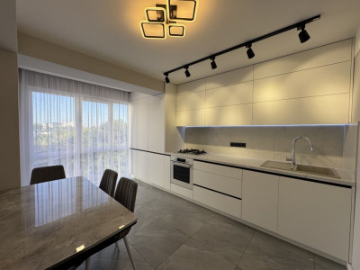 Продается 2-комнатная квартира в комплексе Decebal Avenue, Dansicons.