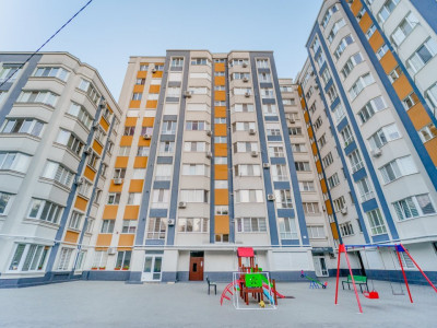Продается 1-комнатная квартира, Центр, ул. Александру Космеску 5Д.