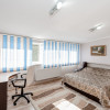 Spre vânzare apartament cu 2 camere în sectorul Rîșcani , vis a vis de park  thumb 9
