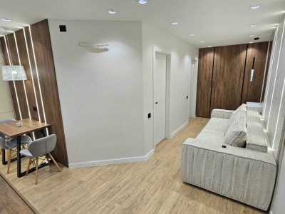 Apartament cu 2 camere+living, Râșcani, str. Kiev, lângă PanCom.