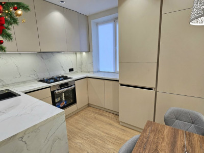 Apartament cu 2 camere+living, Râșcani, str. Kiev, lângă PanCom.