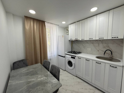 Apartament de vanzare cu 3 camere, Râșcani, str. Tudor Vladimirescu.