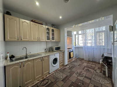 Apartament cu 2 camere 