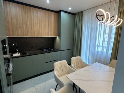 Квартира с 2 комнатами, Ботаника, Бэчоий Ной – Sky House!