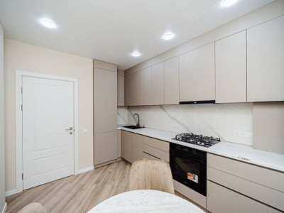Spre vânzare apartament cu 2 camere “SkyHouse” Bacioii noi 