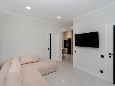 Apartament cu 1 cameră + living, bloc nou, Inamstro, Liviu Deleanu. 