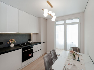 Apartament cu 2 camere+living, str. Vasile Lupu, ExFactor, Buiucani.