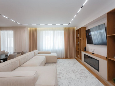ExFactor, Mircea cel Bătrân, apartament modern cu 2 camere + living.