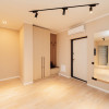 Vânzare apartament în Blocul 1 Newton House, 2 dormitoare + living.  thumb 8
