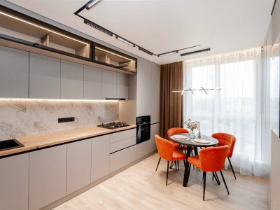 Apartament de vanzare, 2 camere+living, complexul Cornesti, Lagmar. 